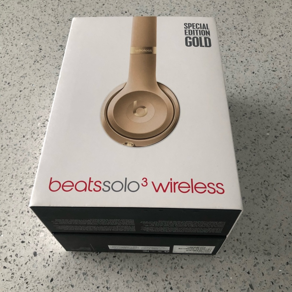 Beats solo 3 wireless headphones special edition